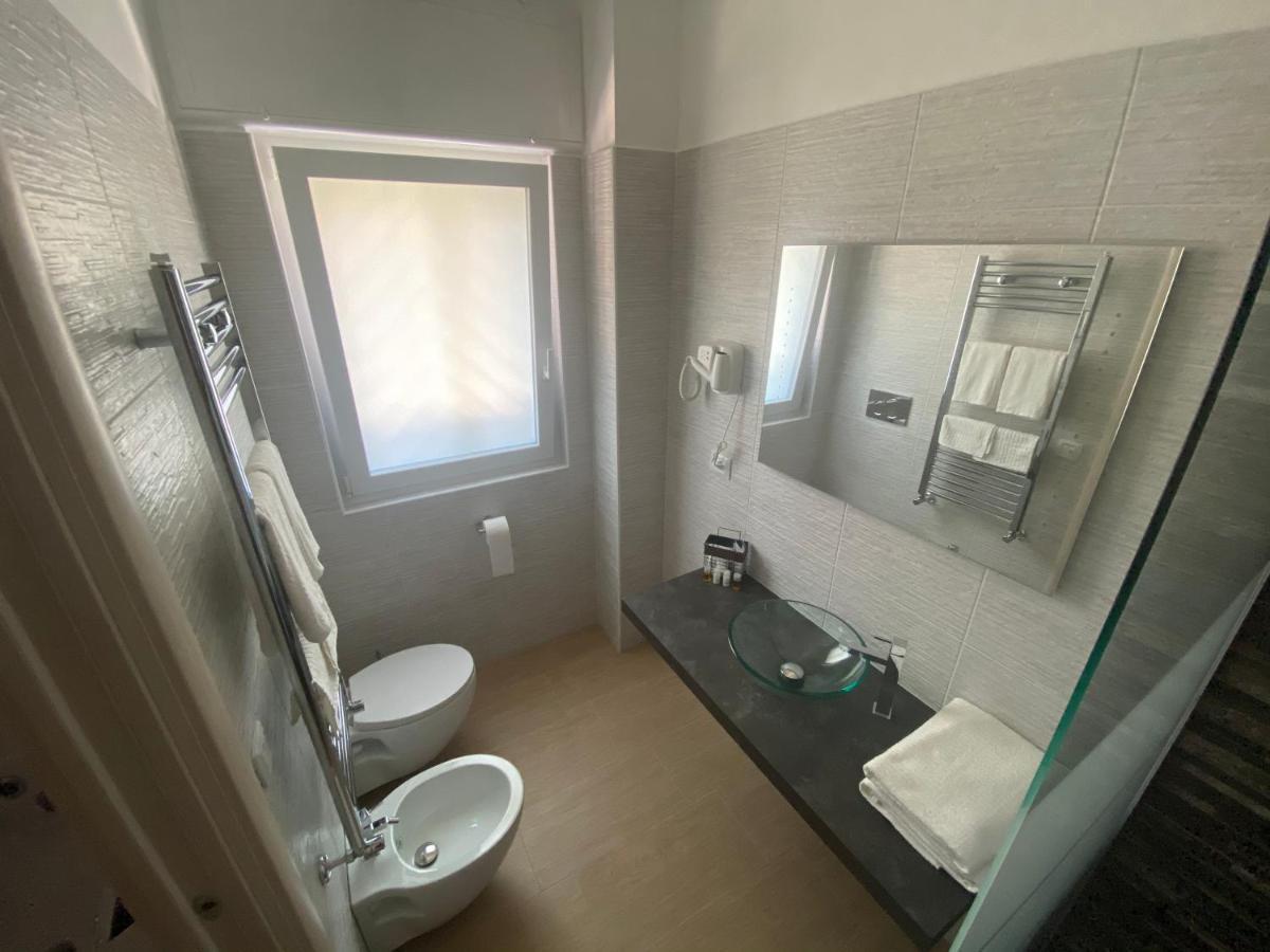 B&B La Perla & Suites Bari Esterno foto